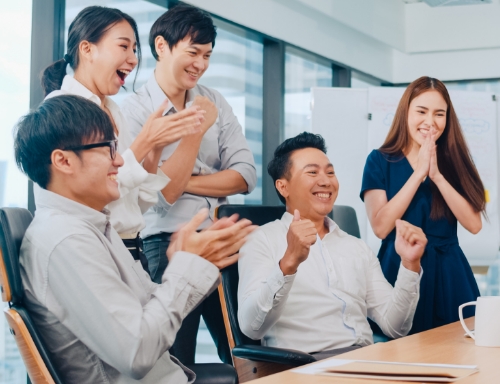 ��LEYU�پW(w��ng)�W(xu��)��(x��)�����L(zh��ng)��