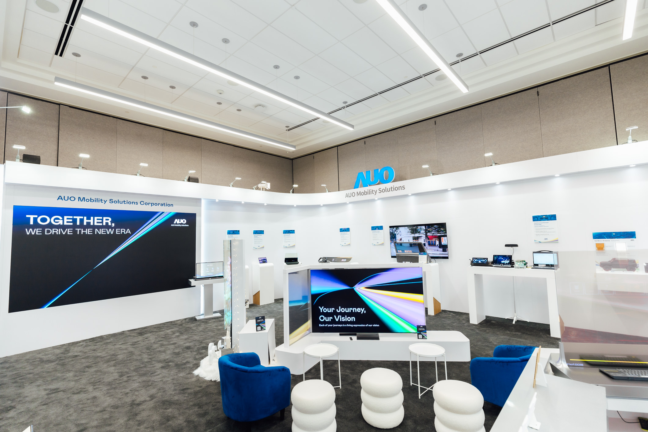 LEYU�پW(w��ng)�ǻ��Є�(d��ng)��AI�cܛ�����x��܇�����M(j��n)�£����¶��x�@ʾ�˙C(j��)����(d��ng)�������c�a(ch��n)�I(y��)�͑���������(chu��ng)������߲�������ܔU(ku��)չ���Ե�δ����œ�w�(y��n)��